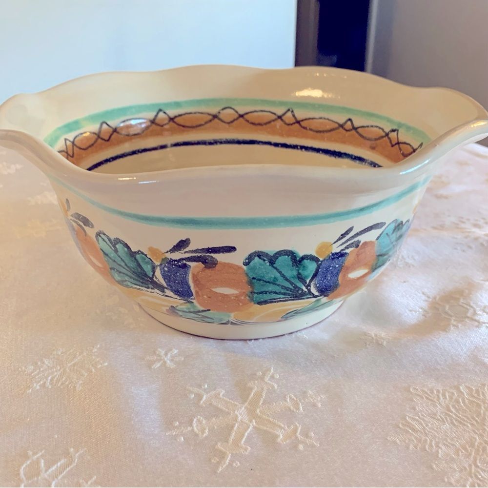 Gorky Gonzales Bowl Talavera GTO Mexico 10.5” hand painted no chips Gorgeous